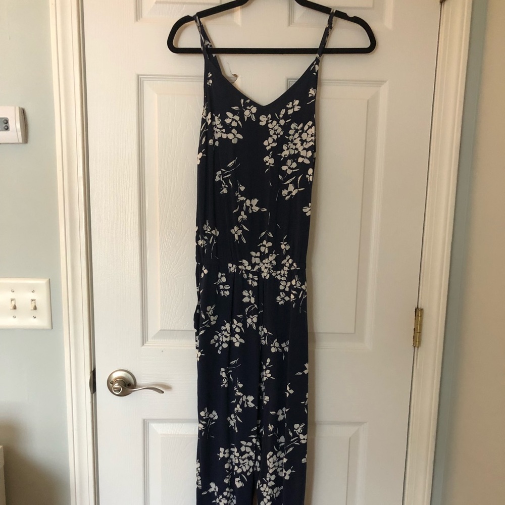 Gap XS navy blue and white jumpsuit romper